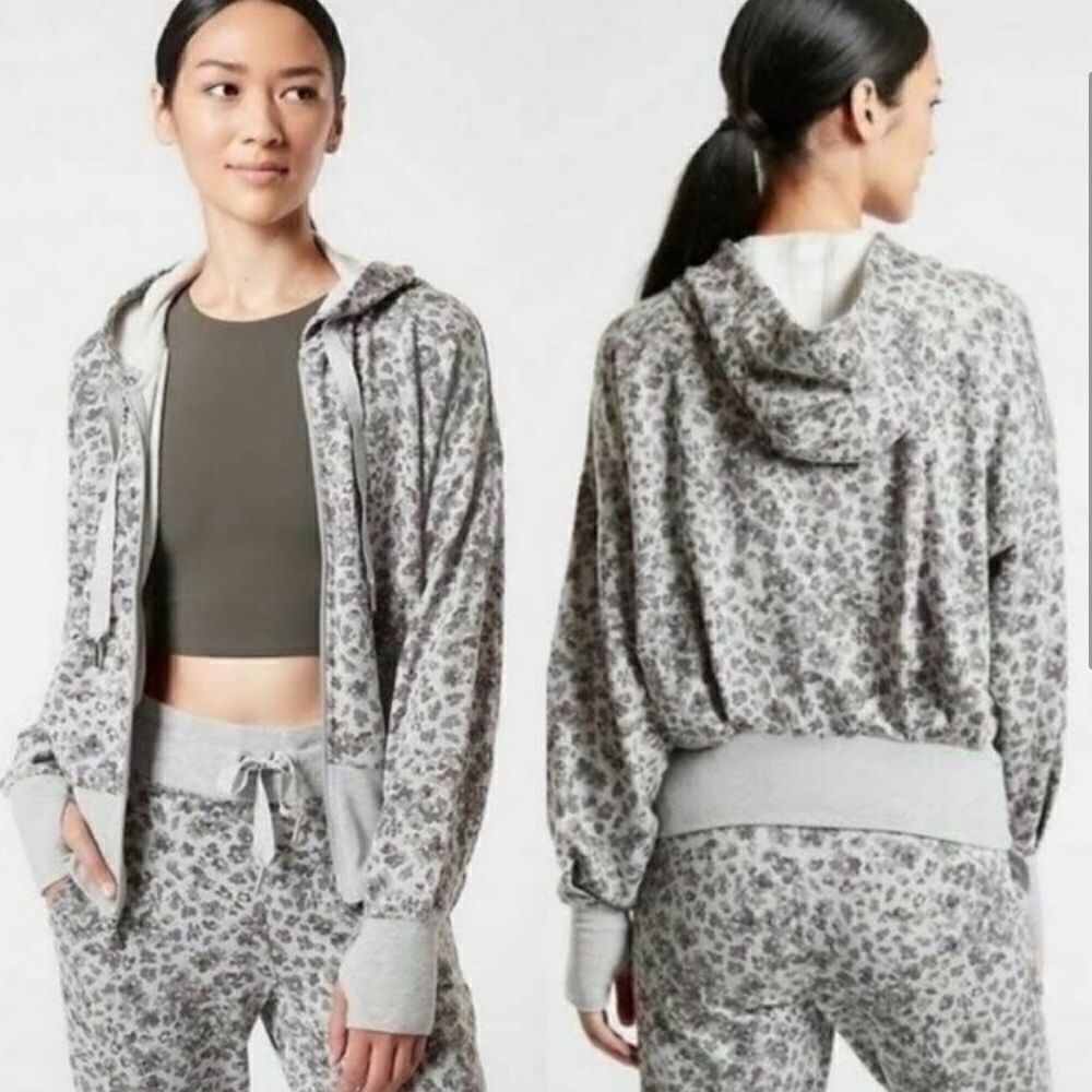 Athleta Balance Zip Up Hoodie Gray Cheetah Print 1X